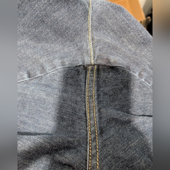 Talbot's Woman Petites Dark Wash Signature Flare Denim Jeans in Size 22W - Picture 13 of 13